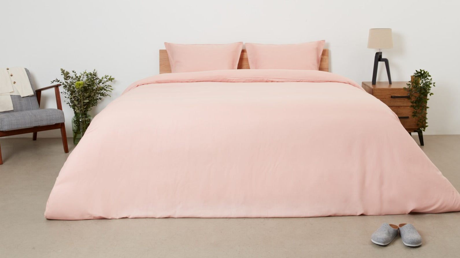How to Create the Prettiest Pink Bedroom for a Princess