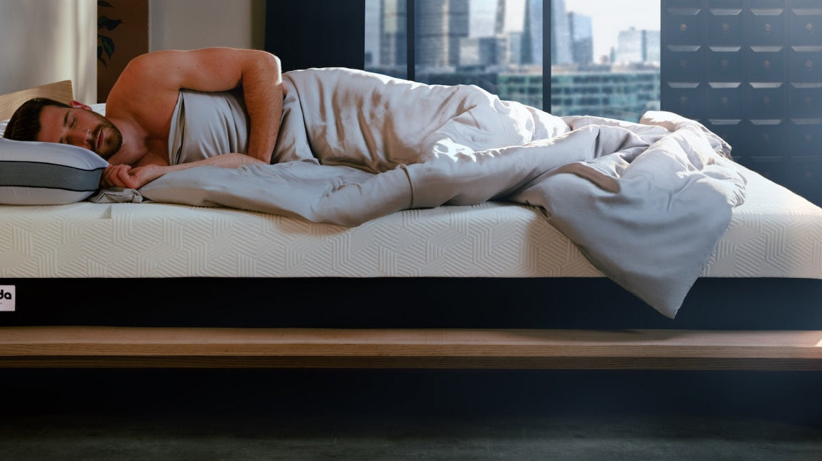 The Best and Worst Things To Do Before Bed For Better Sleep