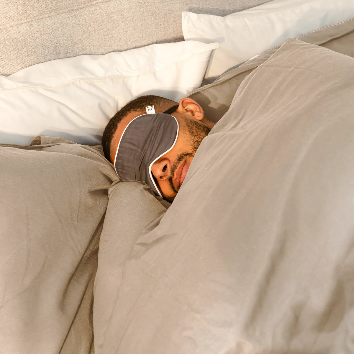 [NaturalDCFrench] Guy sleeping with Bamboo Eye Mask covered with French Linen Duvet Cover