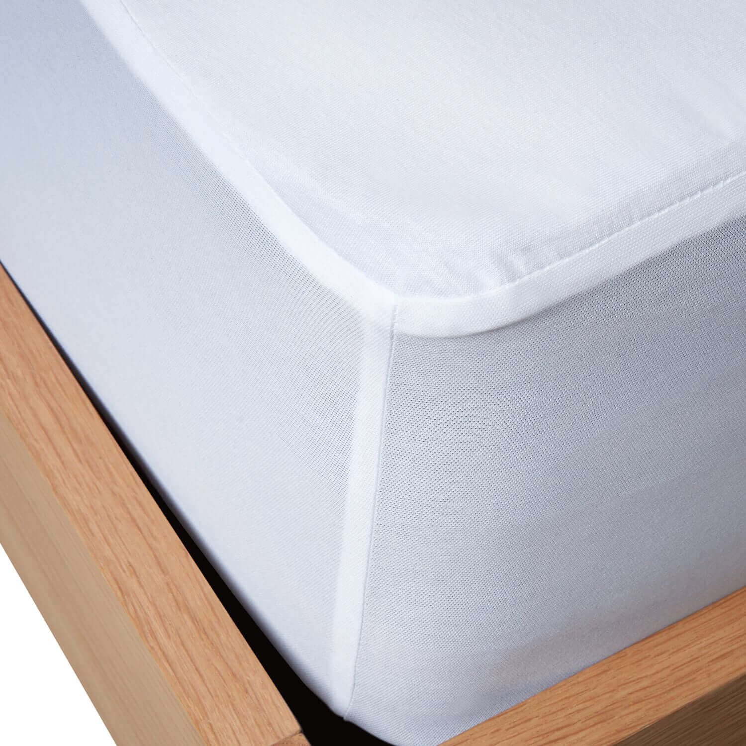 Bamboo Mattress Protector Corner in line Panda London